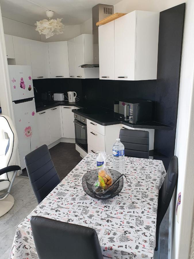 Superbe Appartement Plage Saint-Laurent Du Var Kültér fotó